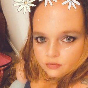 Meet your Posher, Holly